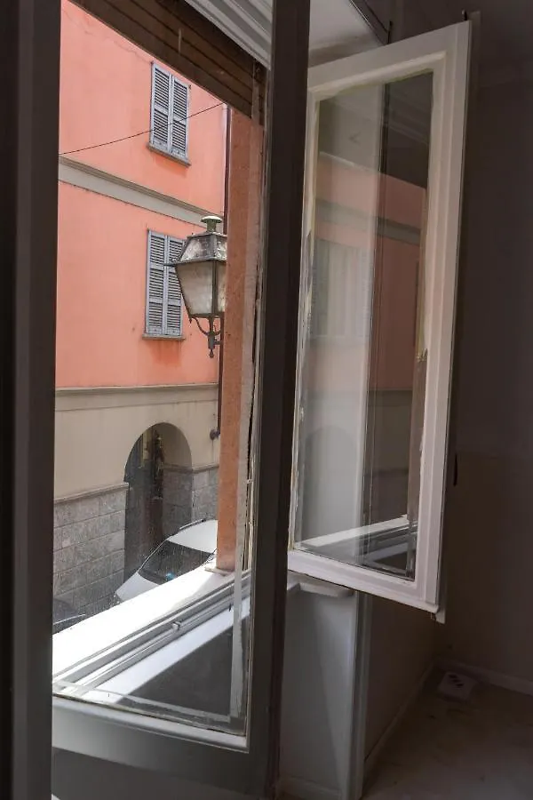 Palazzo Novecento Centro Storico Bed & Breakfast Lecco