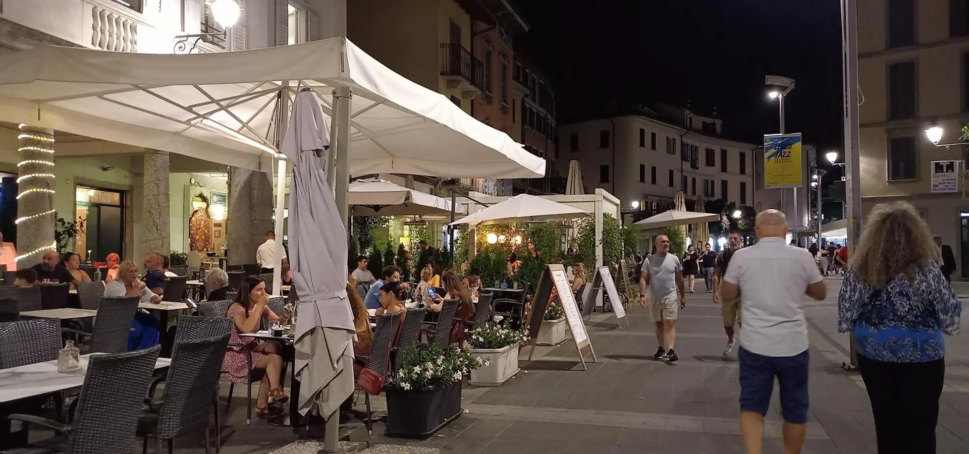 Palazzo Novecento Centro Storico Bed & Breakfast Lecco